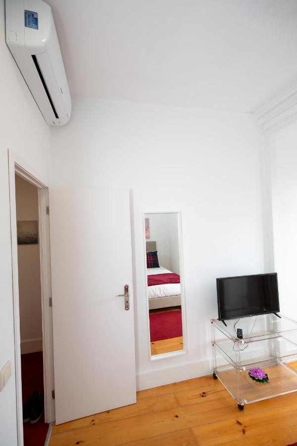 Inn-Chiado Boulevard Guest House Лиссабон Экстерьер фото